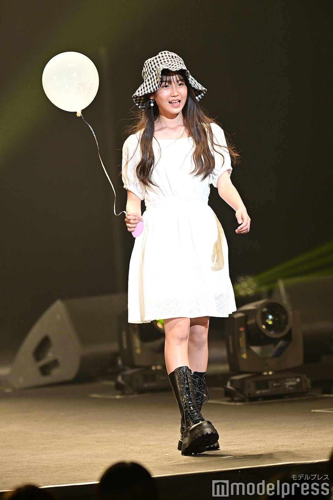 （C）モデルプレス