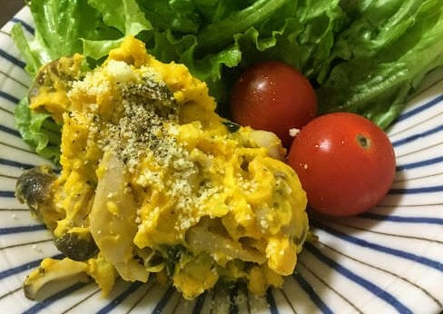 アレンジ①カボチャときのこのホットサラダ
