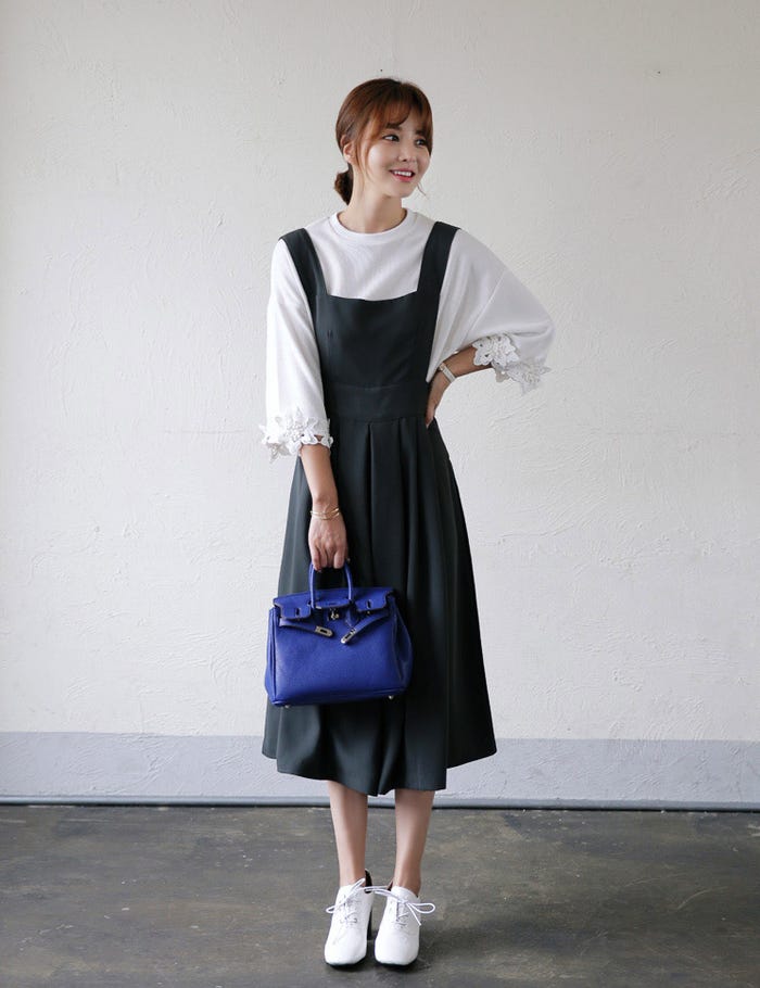 ディープカラーワイドタックサロペット・全3色「DHOLIC」6,933円(税込)/画像提供:DHOLIC