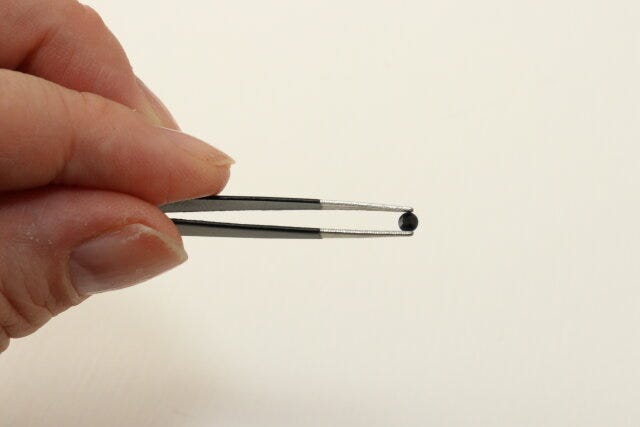 セリア ネイルアート用ピンセット 使用例 セリアのネイルアート用ピンセットの使用例2