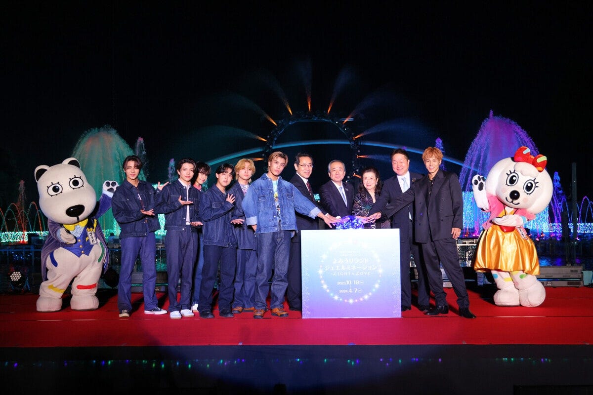 点灯式には、プロデューサーの石井幹子氏をはじめTHE RAMPAGEのボーカルRIKU、EXILE TRIBEよりLIL LEAGUEの6人も登場。マスコットのグッド＆ラッキーなどとともにイベントの開催を祝いました