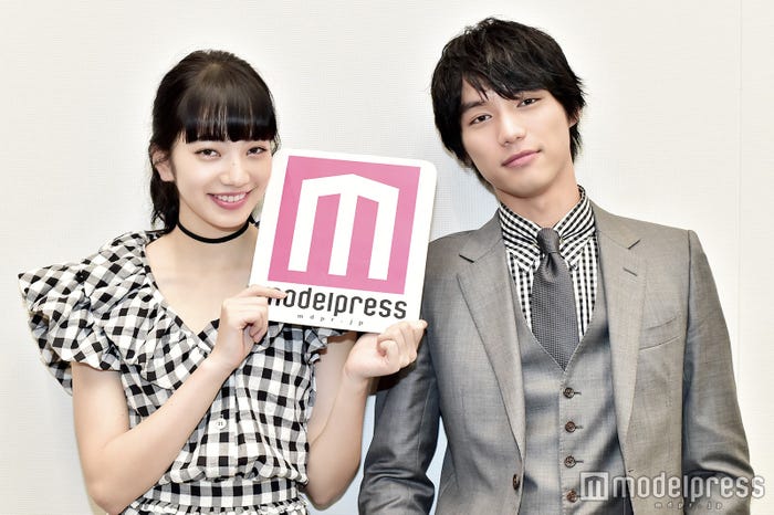 小松菜奈、福士蒼汰(C)モデルプレス