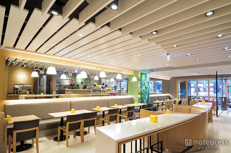 台湾の「忠孝旗艦店」内観