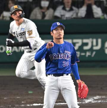 中日 痛恨の逆転負けで借金9 根尾が初黒星 先発柳が力投も外野手交錯から流れを失う