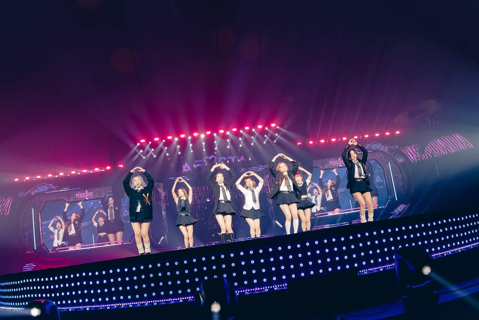 Kep1er（C）WAKEONE／（C）KLAP ENTERTAINMENT