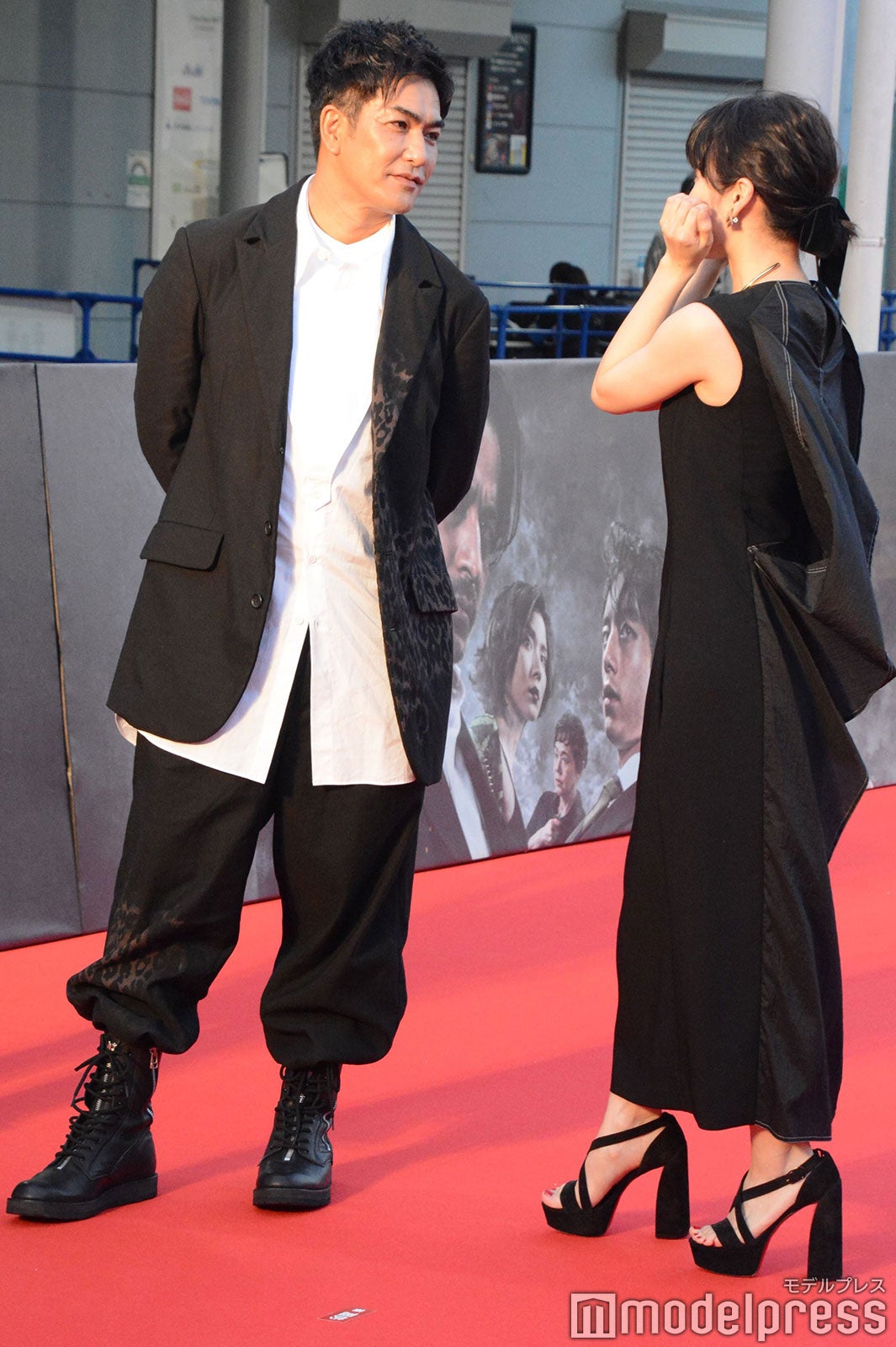 岡田准一、坂口健太郎のアクションを称賛「羨ましかった