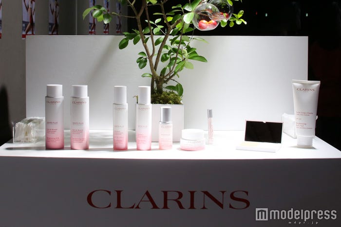 パワーアップした「ホワイト-プラス」ライン(C)モデルプレス