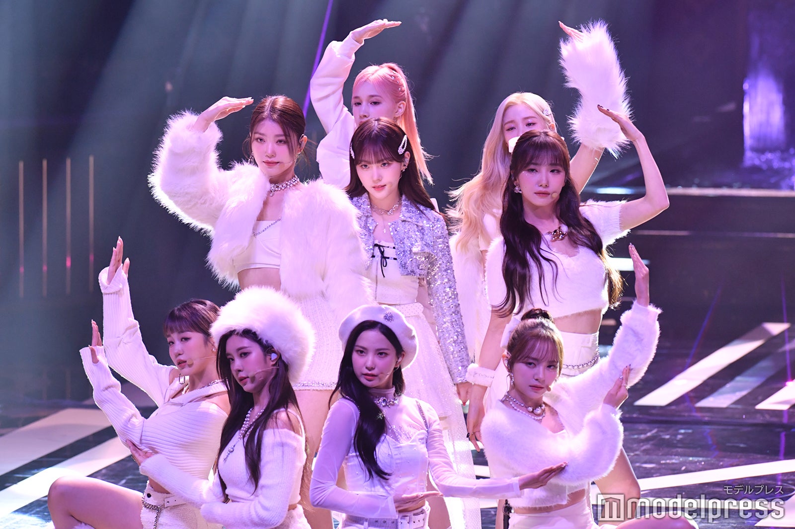 （C）モデルプレス