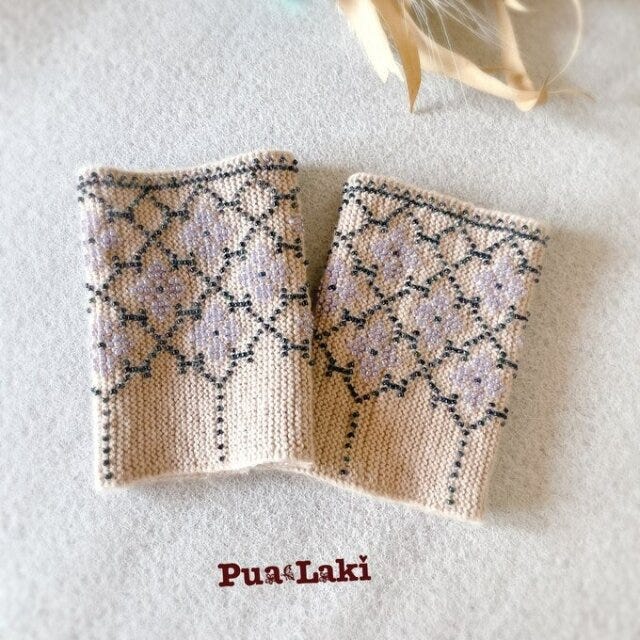 minne　冷房対策　夏　ファッション　冷房対策に‼︎ビーズリストウォーマー・モロッカン（ベージュ✖️パープル）