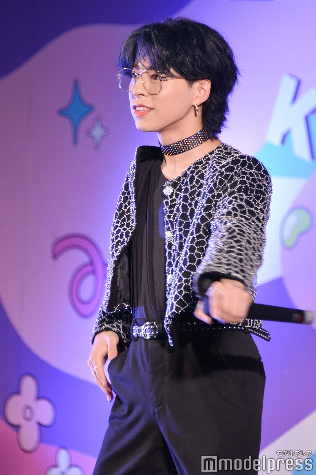 リレーダンスで踊る佐野文哉 （C）モデルプレス