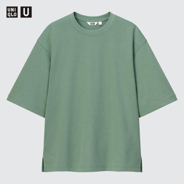 ユニクロ　トップス　Tシャツ
