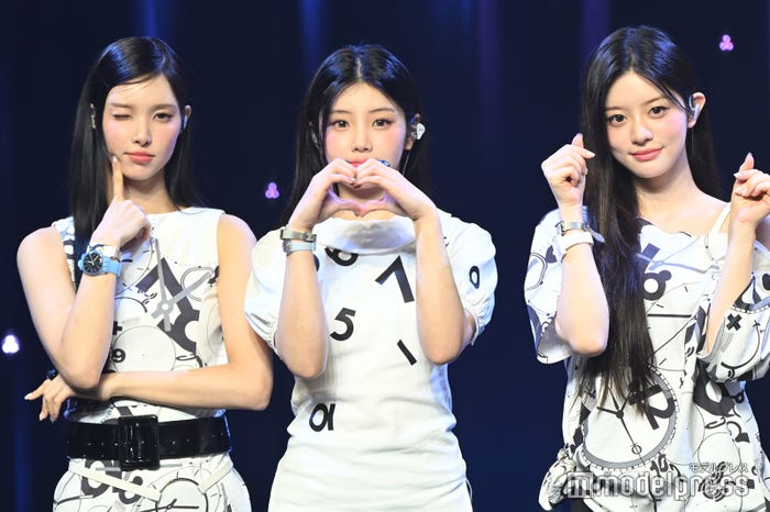 YUNAH(ユナ)、WONHEE(ウォンヒ)、MINJU(ミンジュ)(C)モデルプレス