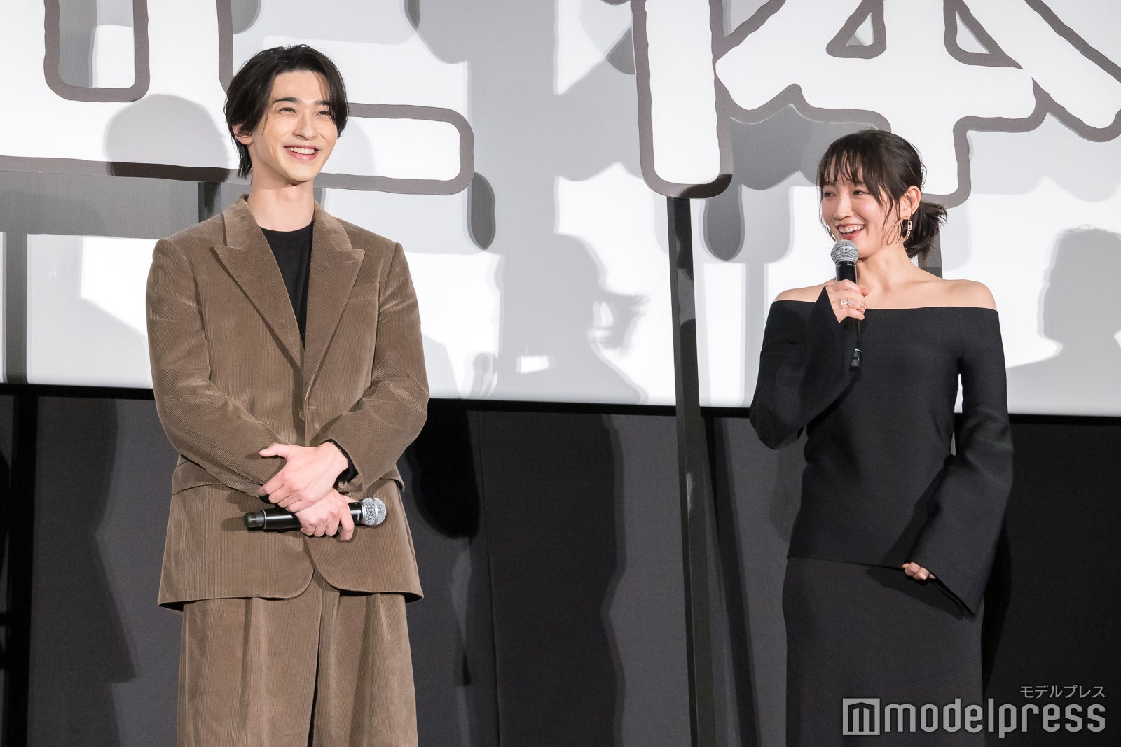 横浜流星、吉岡里帆（C）モデルプレス