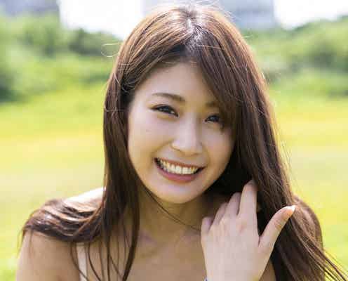 圧倒的美貌の注目株 沢すみれの美谷間&スマイルにドキッ