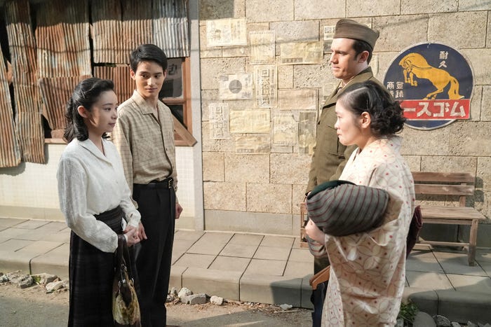 趣里、水上恒司、ジャック・ケネディ、富田望生「ブギウギ」第76話(C)NHK