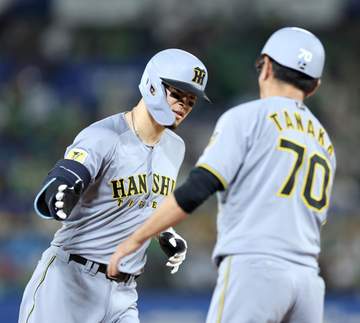 メッツ地元局が阪神・佐藤輝明内野手をSNSで紹介 球団編成本部長が「2本塁打を放った佐藤輝明の試合を日本で観戦」と投稿