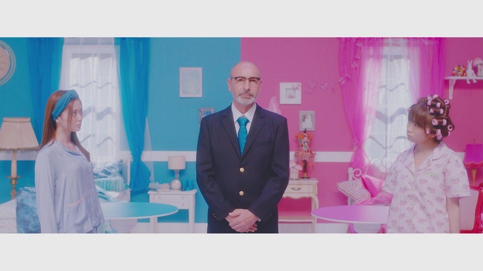 乃木坂46『まあいいか？』MVより（写真提供：ソニー・ミュージックレーベルズ）