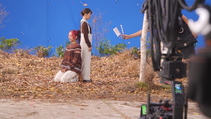 伊藤沙莉×CHIKA/三角チョコパイ ティラミス 「ティラミスの運命…」篇メイキング(提供写真)