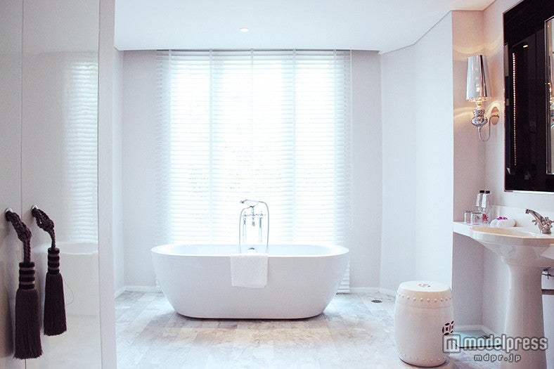 清潔感溢れるバスルーム