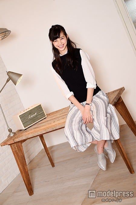 ガウチョパンツを大人っぽく着こなした中条あやみ