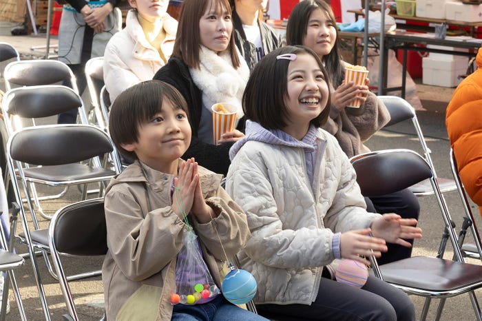 千葉惣二朗、増田梨沙「日本一の最低男 ※私の家族はニセモノだった」第7話(C)フジテレビ