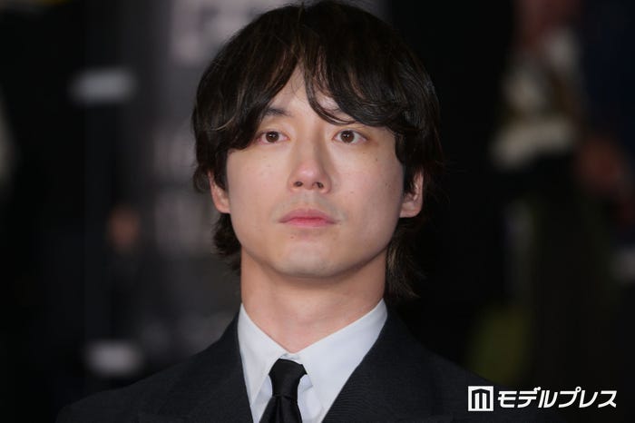 坂口健太郎(C)モデルプレス