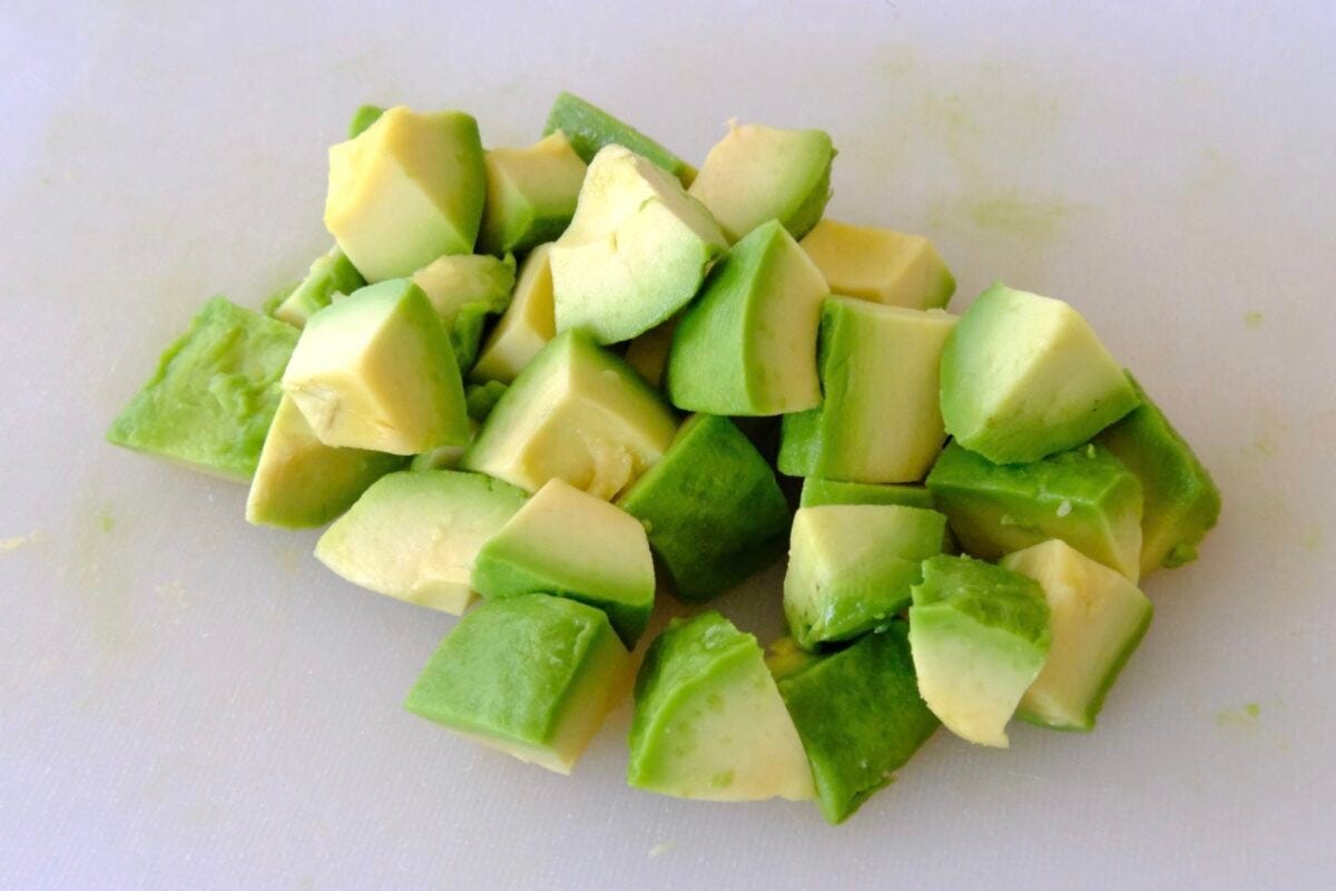 ロバート馬場　アボカド漬け