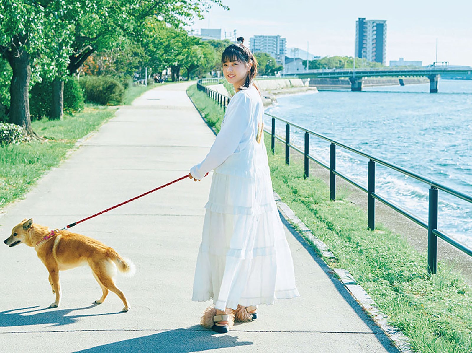 瀧野由美子2nd写真集「マインドスケープ」通常版裏表紙（画像提供：ワニブックス）