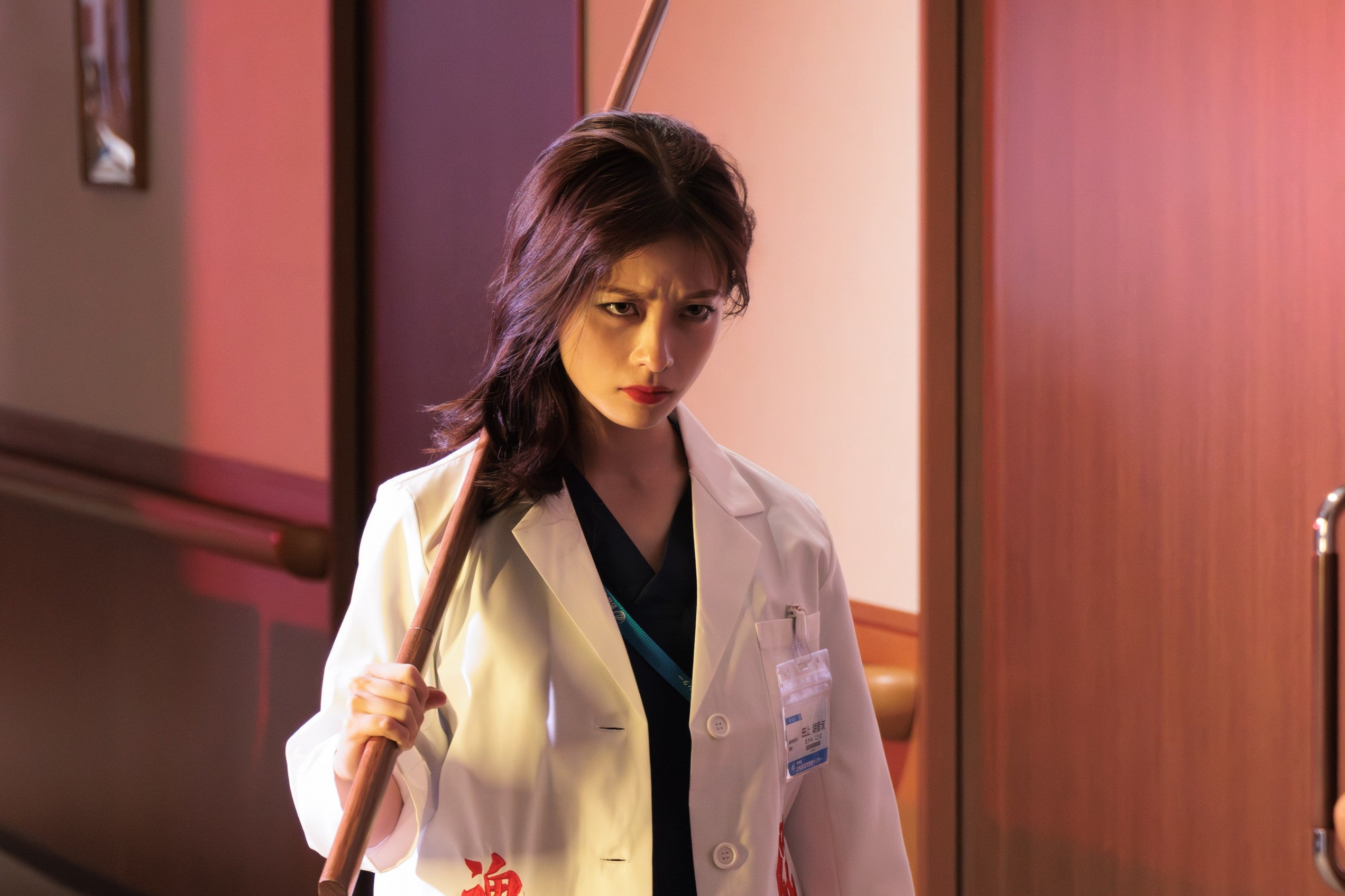 橋本環奈「ヤンドク！」第1話（C）フジテレビ