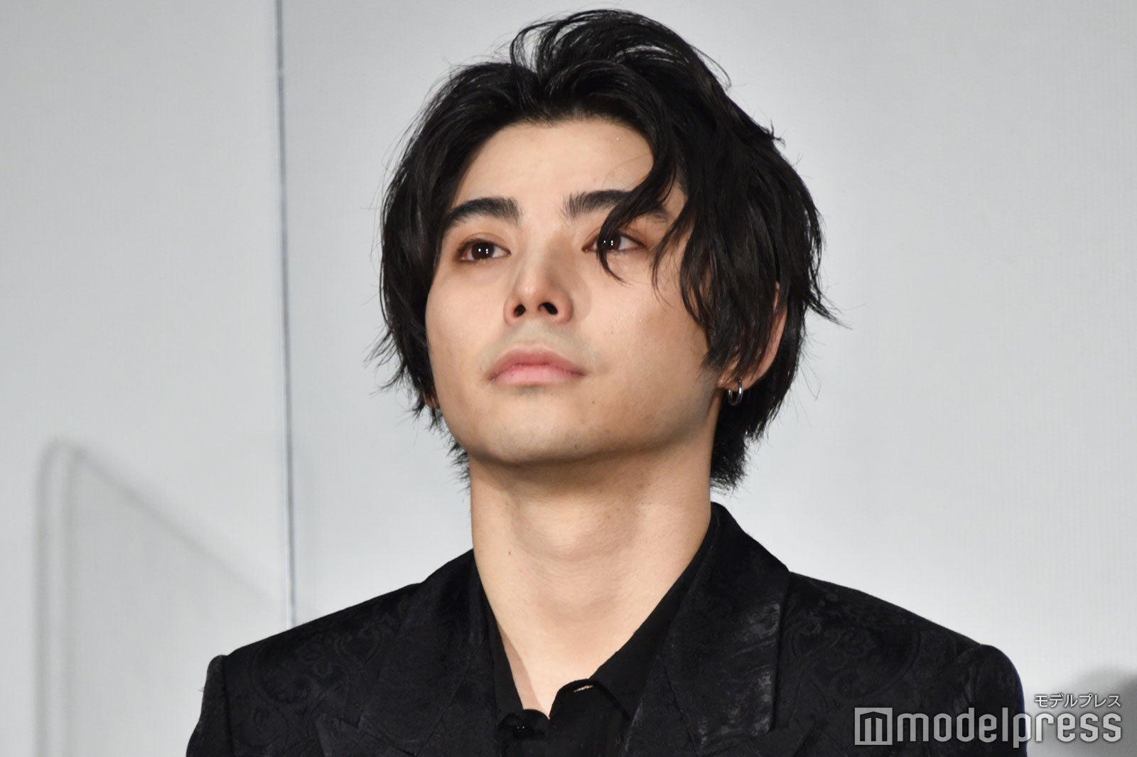 村上虹郎、舞台「エヴァンゲリオン ビヨンド」降板発表「心身の不調により」 代演に板垣瑞生