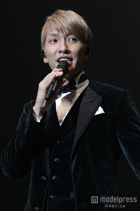 ソロとして初の全国ツアーを完走したKEITA／全国ツアー「KEITA SIDE BY SIDE TOUR 2013」千葉・舞浜アンフィシアターにて