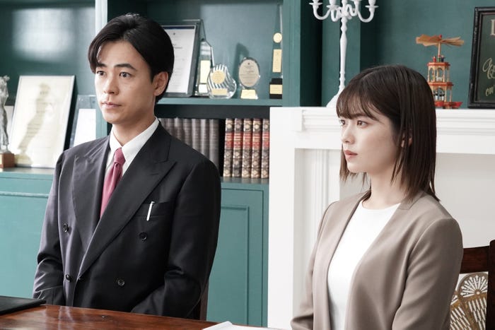 成田凌、小芝風花「転職の魔王様」第7話より(C)カンテレ