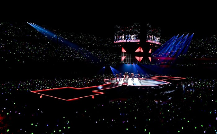 INI「SBS INKIGAYO LIVE in TOKYO」(C)SBS