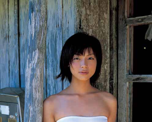 相武紗季、小麦肌で美ボディ披露の“10代”公開 伝説の写真集2冊復刊