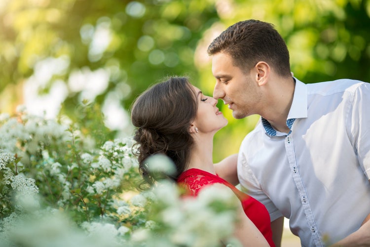 画像4 4 初めてのキスを失敗させないコツ6つ はいリラックスして モデルプレス 画像4 4 初めてのキスを失敗させないコツ6つ はいリラックスして モデルプレス