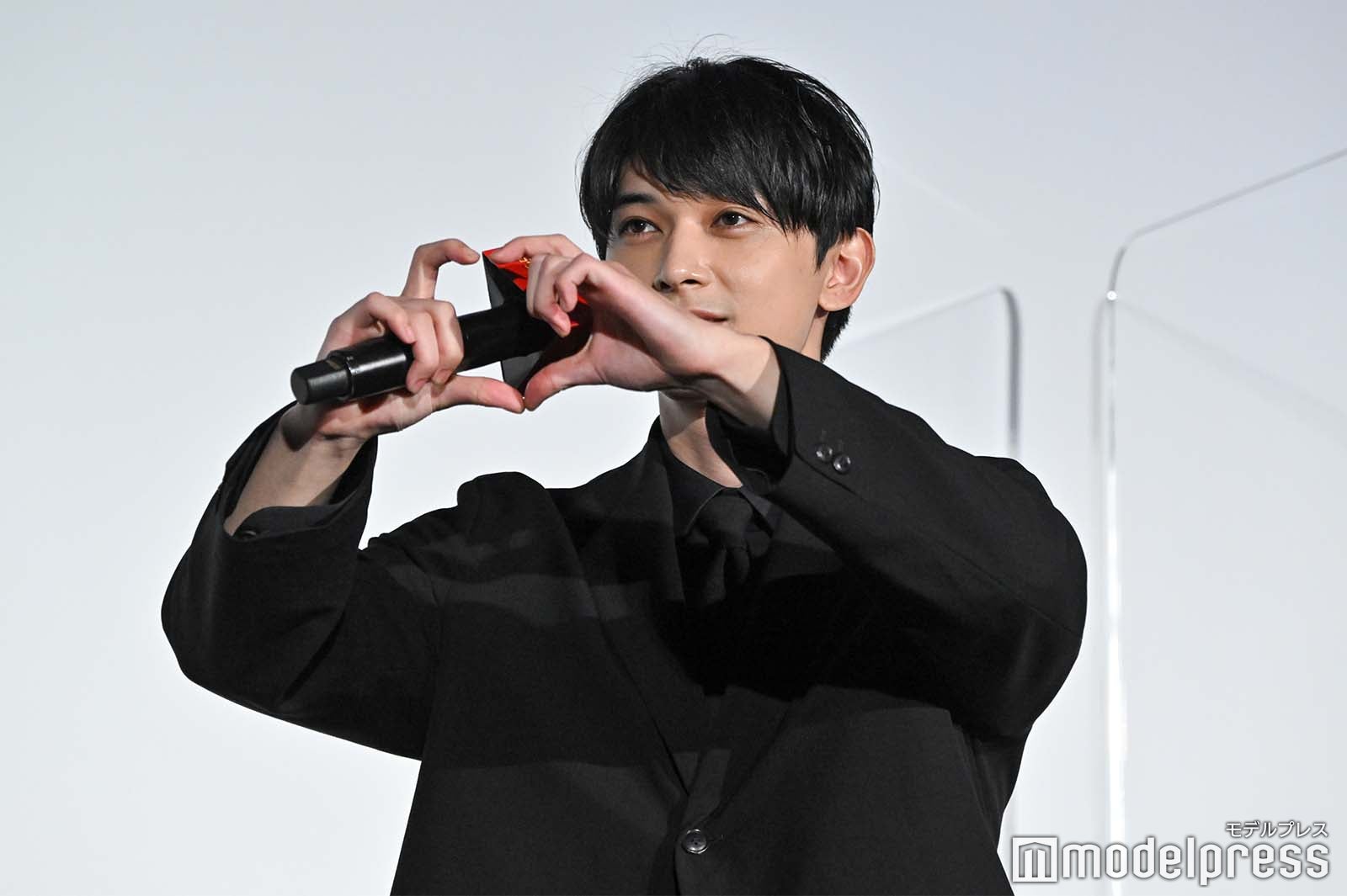 吉沢亮（C）モデルプレス