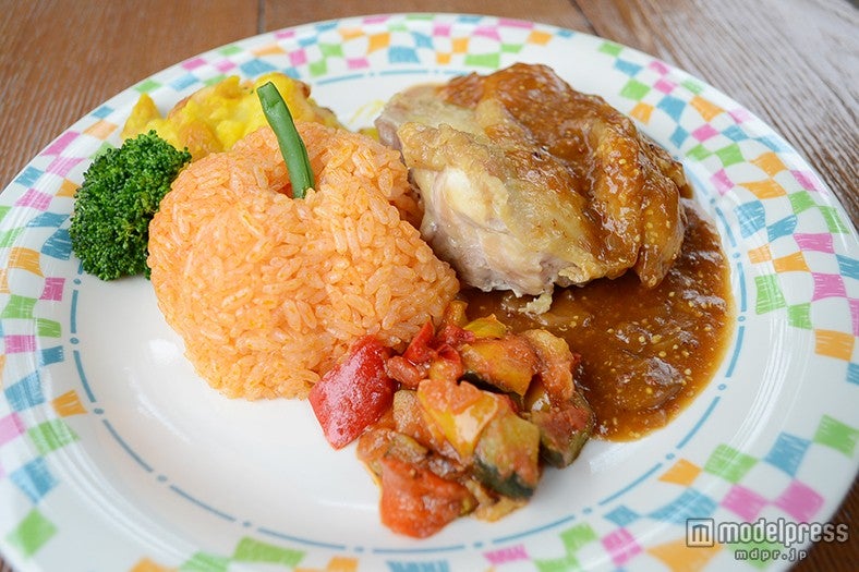 チキンライスはカボチャの形