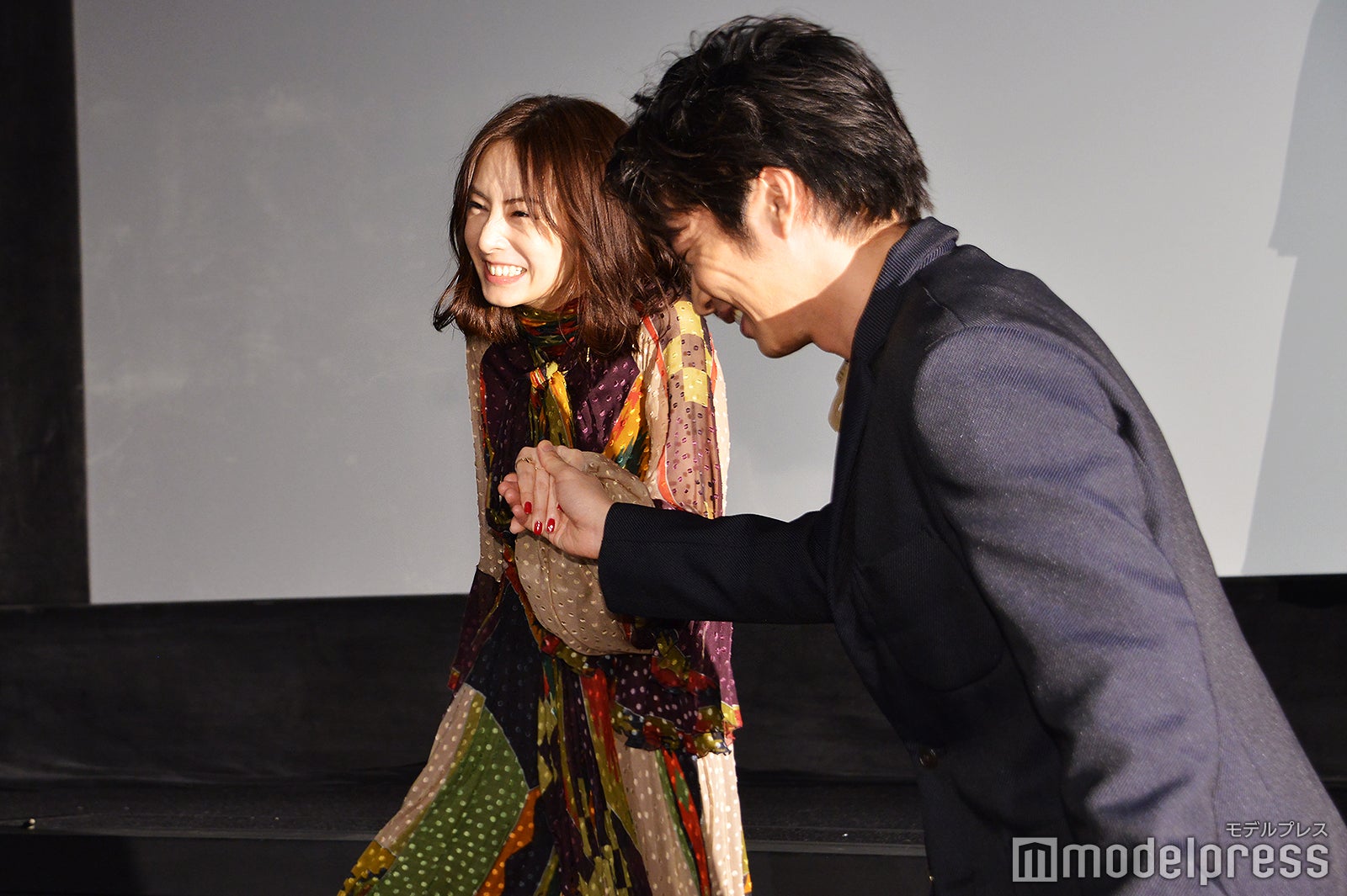 無事に北川景子をエスコートした田中圭（C）モデルプレス