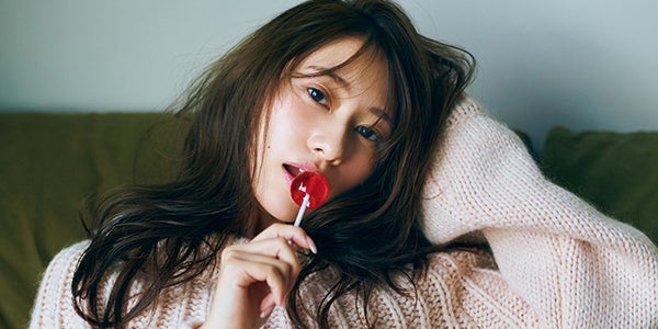 桜井玲香2nd写真集、可愛くてSEXYな表紙解禁 タイトルも決定＜視線