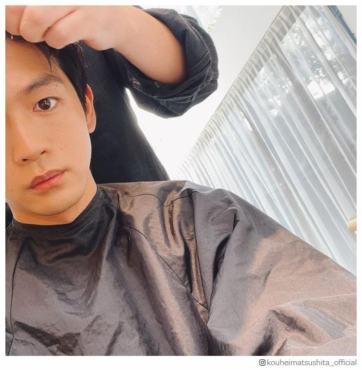 松下洸平、貴重な自撮りショット公開「顔半分なのにイケメンすぎ」「ドキッとした」と反響