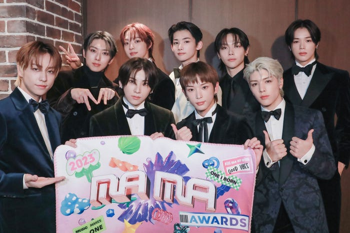 &TEAMのオフショット(C)HYBE LABELS JAPAN