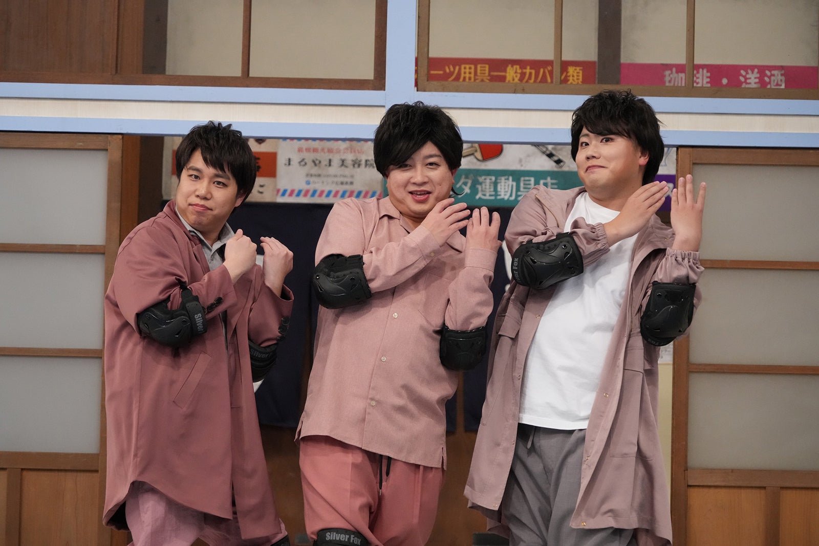 はこね男子（左から）せいや、松尾駿、岡部大（C）フジテレビ