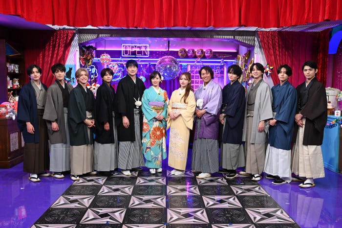 (左から)猪俣周杜、原嘉孝、松島聡、佐藤勝利、羽鳥慎一、伊原六花、後藤真希、狩野英孝、菊池風磨、寺西拓人、橋本将生、篠塚大輝(C)日本テレビ