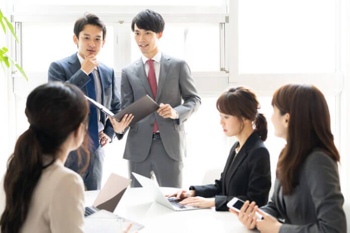 人をイラっとさせる人とは距離感が大事