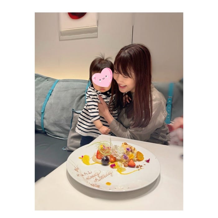 安めぐみオフィシャルブログより