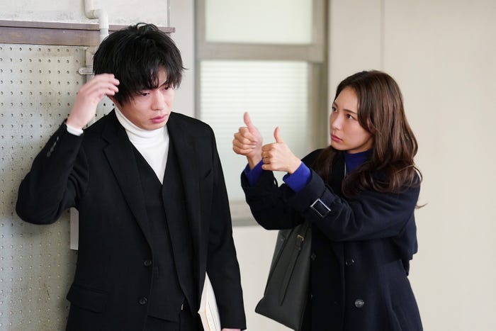 田中圭、相武紗季/「リバーサルオーケストラ」第5話より(C)日本テレビ
