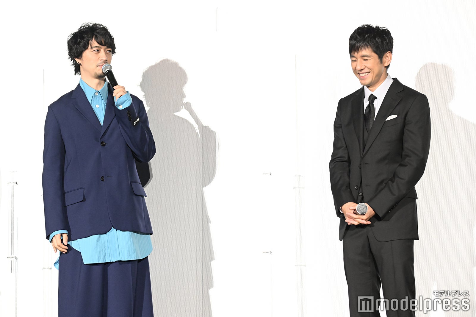 斎藤工、西島秀俊（C）モデルプレス