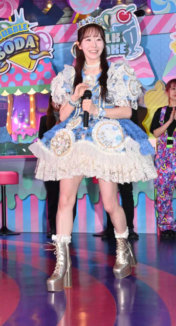 真中まな 食レポで大緊張「ハンバーガーの味がします！」ww