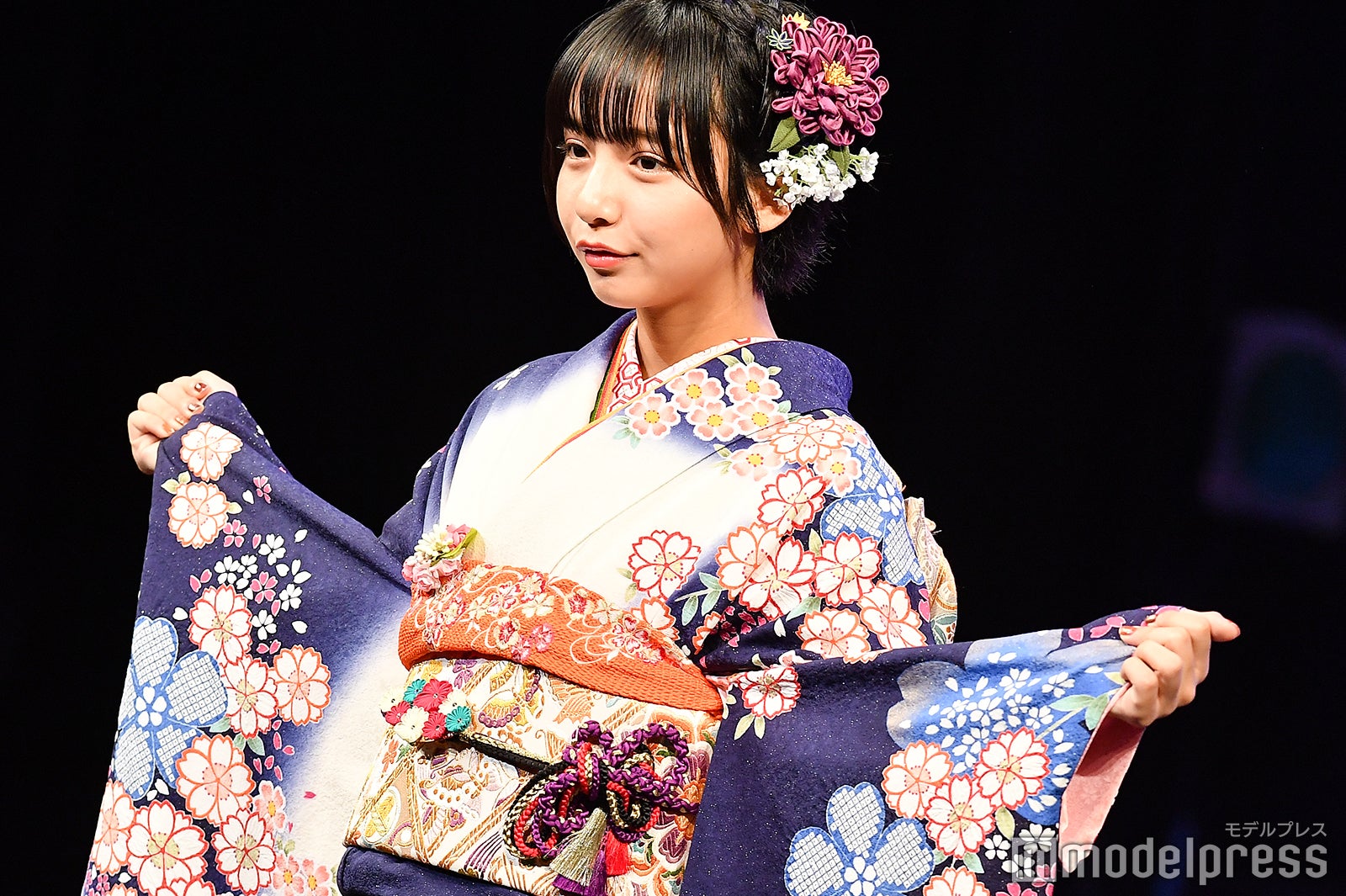 “ティーンのカリスマ”山之内すず、振り袖姿でランウェイ＜TGC teen 2019 Winter＞