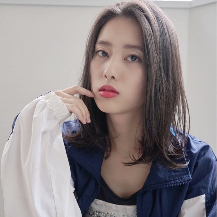 黒髪 前髪なしが流行り 流行のヘアスタイルを押さえよう モデルプレス 黒髪 前髪なしが流行り 流行のヘアスタイルを押さえよう モデルプレス
